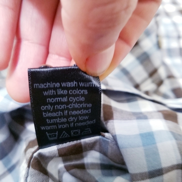 🌸John Varvatos | Mens Plaid Buttondown Shirt, Size Medium - Picture 2 of 6